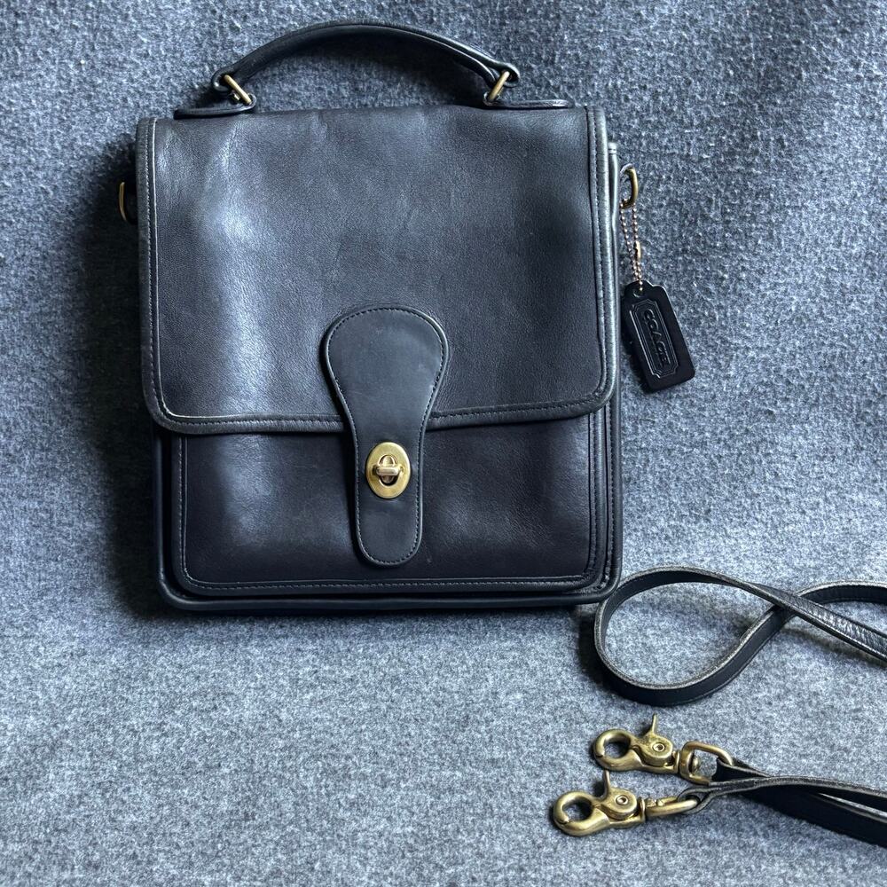 Vintage Coach Station bag 5130